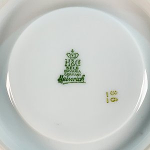 Juego de 12 Tazas de Consomé de Porcelana Bavaria con Platillos - imagen 5