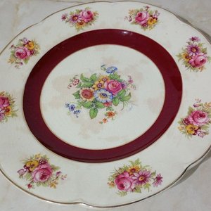 Plato Antiguo Loza Inglesa Woods Ivory Ware Flores Borde Borgoña - imagen 3