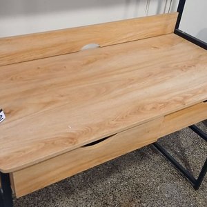 Escritorio Metálico con Estantes de Madera y Cajones - imagen 4