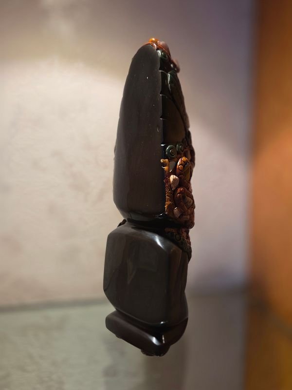 Figura mexicana en obsidiana con apliques - imagen 6