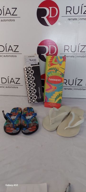 Calzado de moda para hombre y mujer