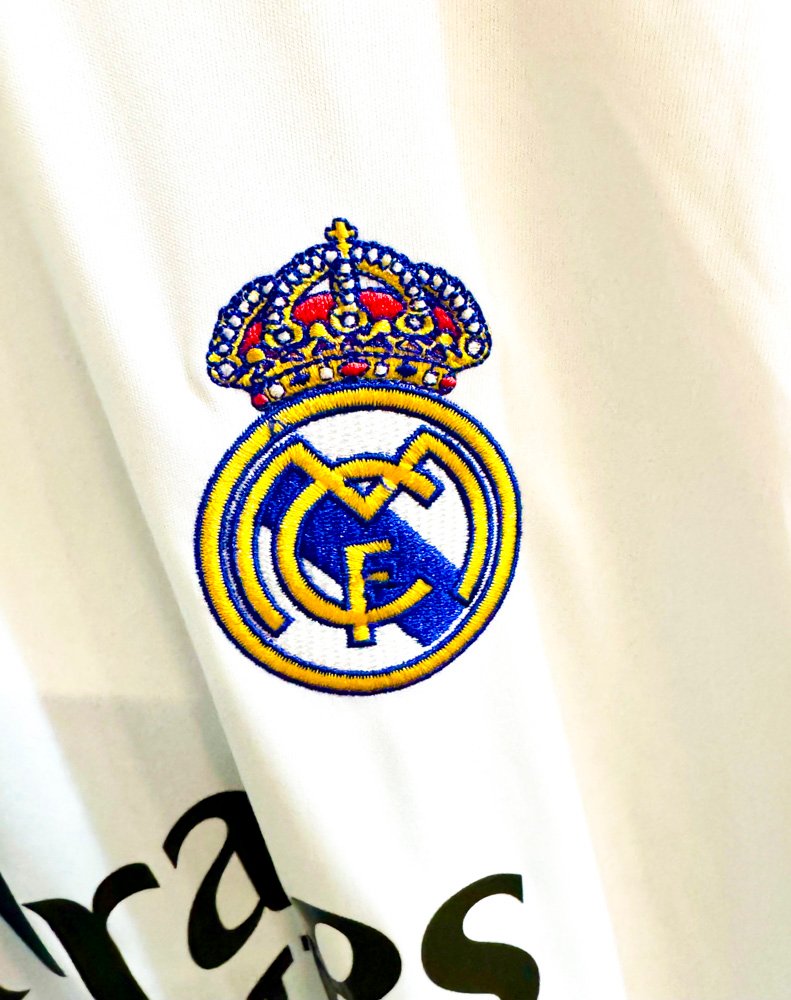 Camiseta de fútbol Real Madrid C.F. (Talle XL) con MBAPPE. - imagen 2