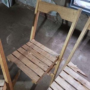 Lote de 4 Sillas Plegables de Madera Rústica - imagen 5