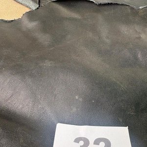 Lote de Recortes de Cuero Natural Negro y Gris - imagen 2
