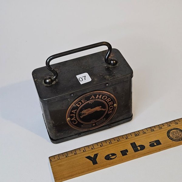 Alcancia de Caja de Ahorros con Liebre en Logo - imagen 3