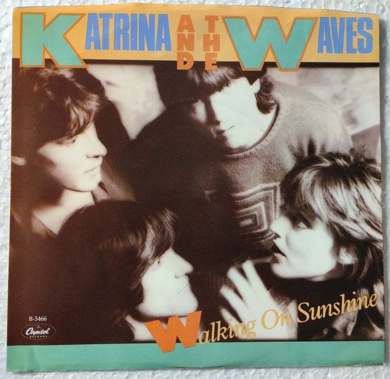 Lote anterior: Vinilo de Katrina and the Waves: 'Walking On Sunshine' (1985)