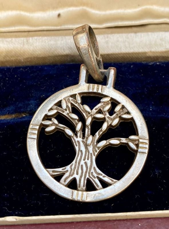 Dije de plata con diseño del árbol de la vida - imagen 1