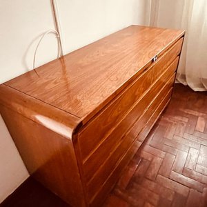 Cómoda Americana de Madera con 8 Cajones - imagen 2