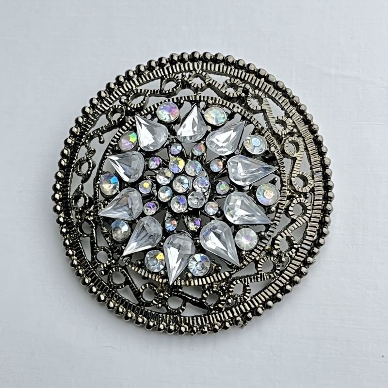 Collar de perlas y detalles en plata con flores azules - imagen 2