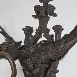 Aplique de Pared Europeo con Figura de Grifo y Globo de Vidrio - imagen 7