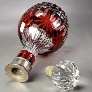Botellón de Cristal Rojo Grueso Tallado con Diseño Hialino - imagen 9