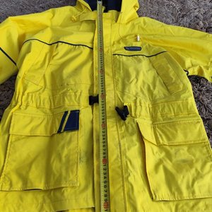 Conjunto Impermeable Wetskins Comfort Zone: Chaqueta con Capucha y Pantalón Jardinero Amarillo - imagen 18