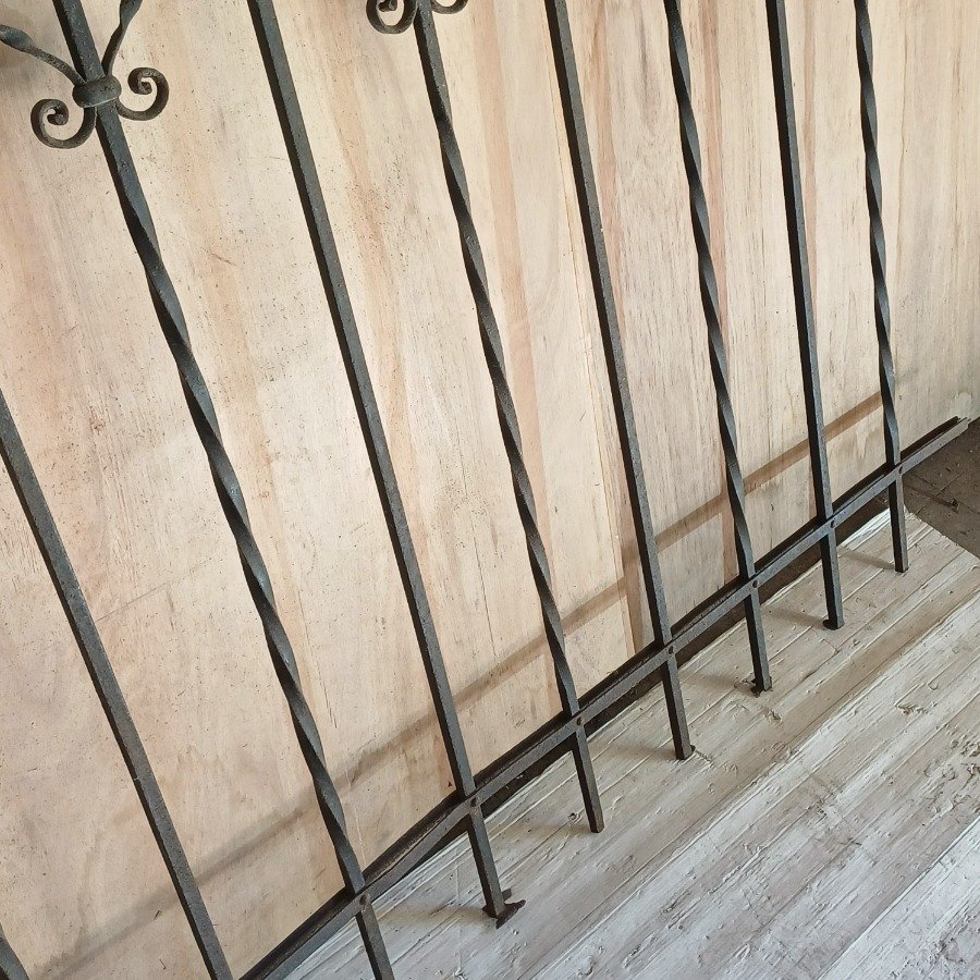 Puerta de hierro antigua para decoración - imagen 5