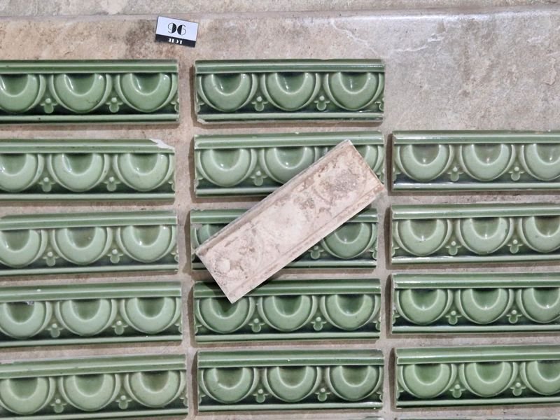 Item 844799 - Image 1