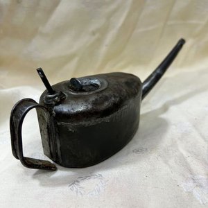 Lote de 2 Aceiteras Antiguas de Taller en Chapa/Acero con Pico Largo - imagen 5
