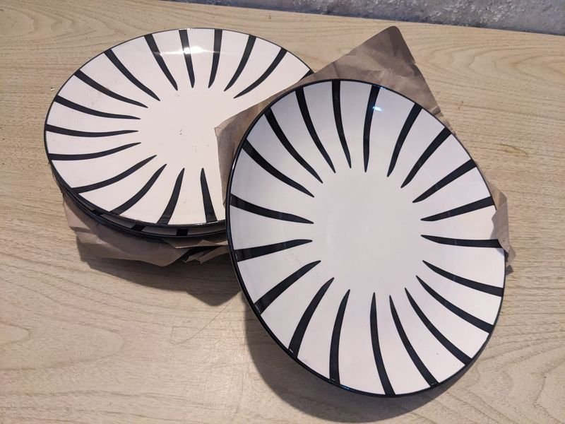 Item 890643 - Image 0