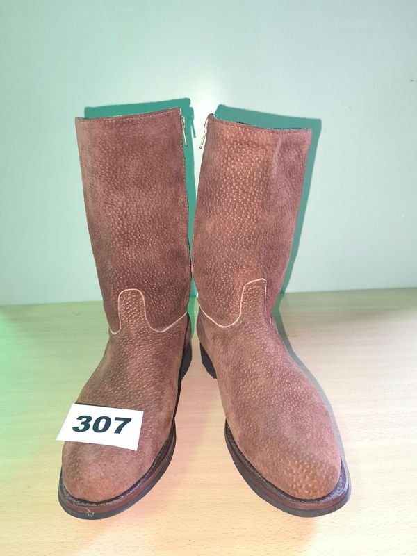 Item 846654 - Image 0