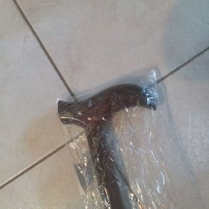 Baston de Madera Oscura con Empuñadura Curva - imagen 1