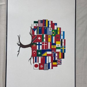 Lote de Relojes, Carteles Decorativos y Letrero Luminoso - imagen 2