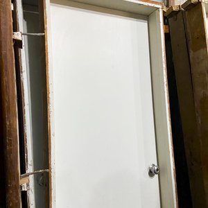 Dos puertas interior madera llena color blanco con detalles, 207 x 75 cm y 207 x 88 cm - imagen 1