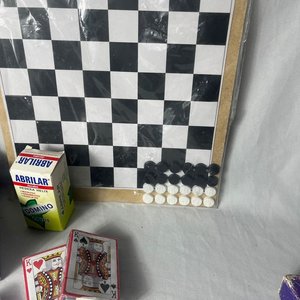 Lote de Juegos: Domino, Damas, Cartas y Juego de Armar - imagen 7