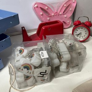 Lote Variado: Calculadoras, Organizador Azul, Reloj Despertador, Luces y Más - imagen 8