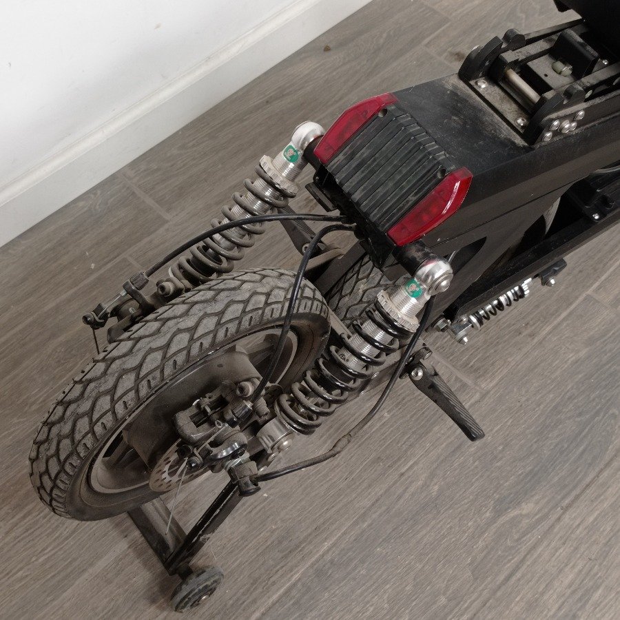 Item 15750 - Image 8