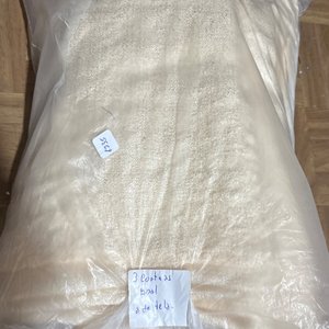 Lote siguiente: 3 Cortinas de Tela Beige