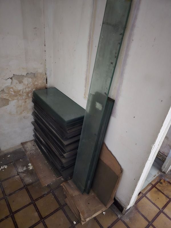 Vidrios y materiales de construcción