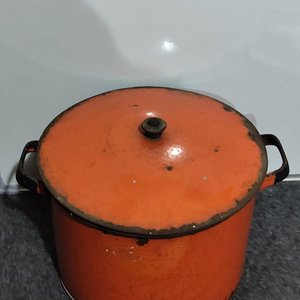 Olla Esmaltada Naranja Grande con Tapa - Aprox. 15 Litros - imagen 3