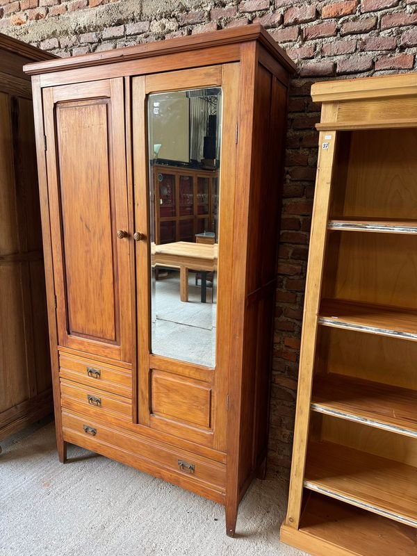 Item 877739 - Image 1