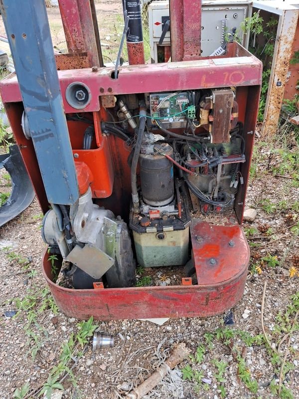 Item 896338 - Image 0