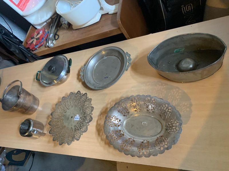 Colección de objetos metálicos de cocina - imagen 9