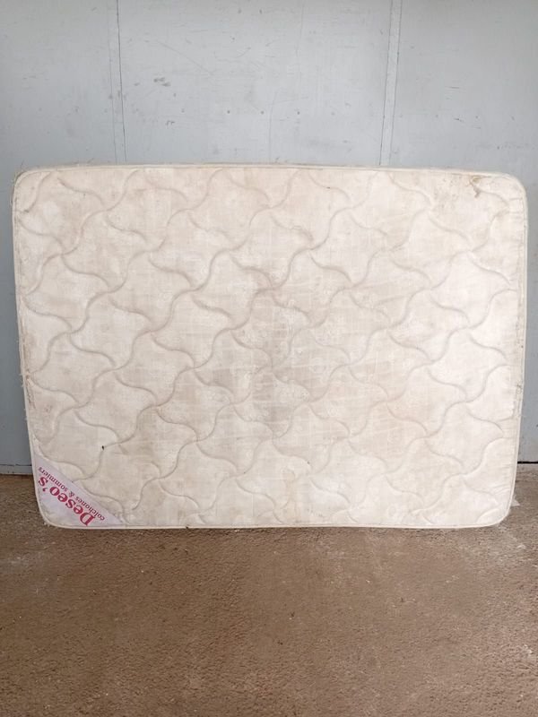 Colchón 2 Plazas Beige Marca Deseo's