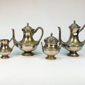 Juego de Servicio de Metal y Alpaca: Cafetera, Tetera, Lechera, Azucarero y Bandeja - imagen 3