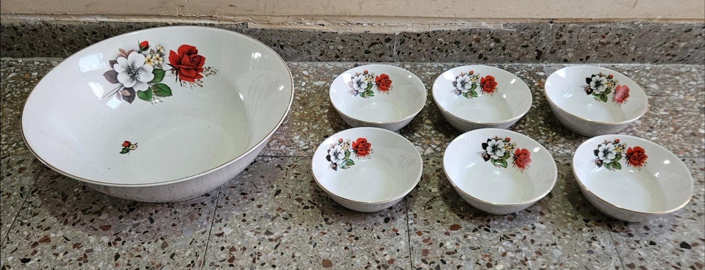 Juego de Loza Uruguaya: Bowl Grande y 6 Compoteras con Flores