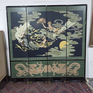Biombo Chino Decorado a Mano con Figuras Celestiales y Dragones - imagen 2