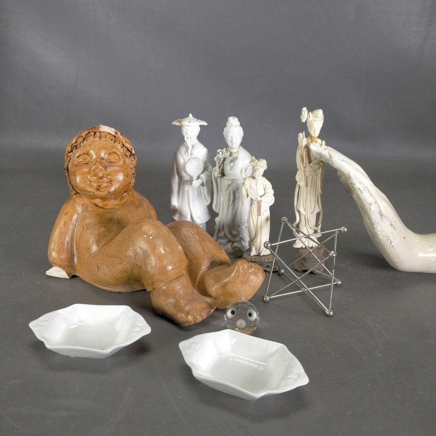 Item 15902 - Image 9