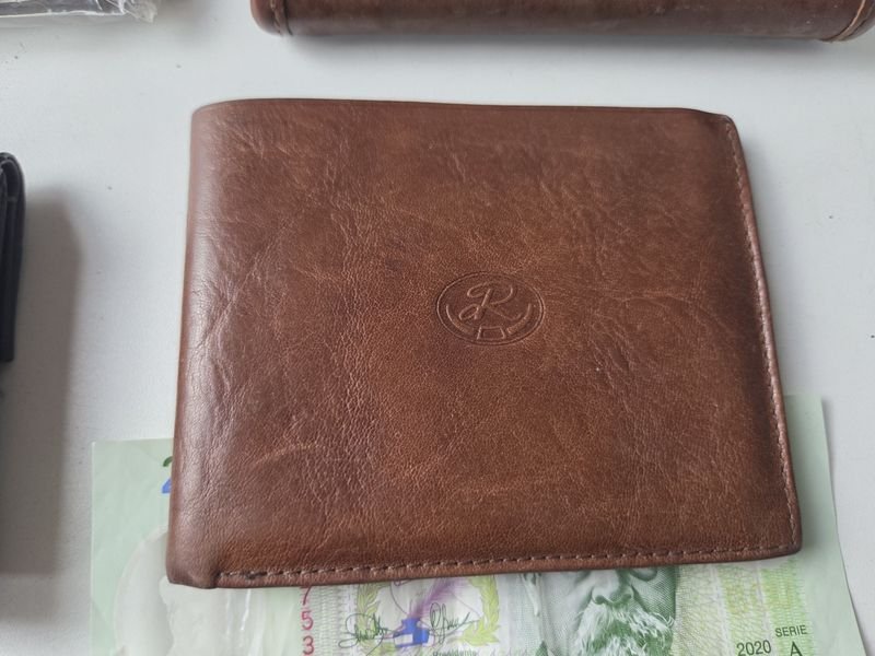Bolsos y accesorios de excelente calidad - imagen 10