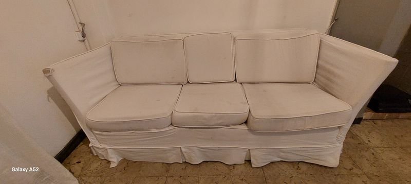 Sillon de tres cuerpos tapizado en tela blanco - imagen 4