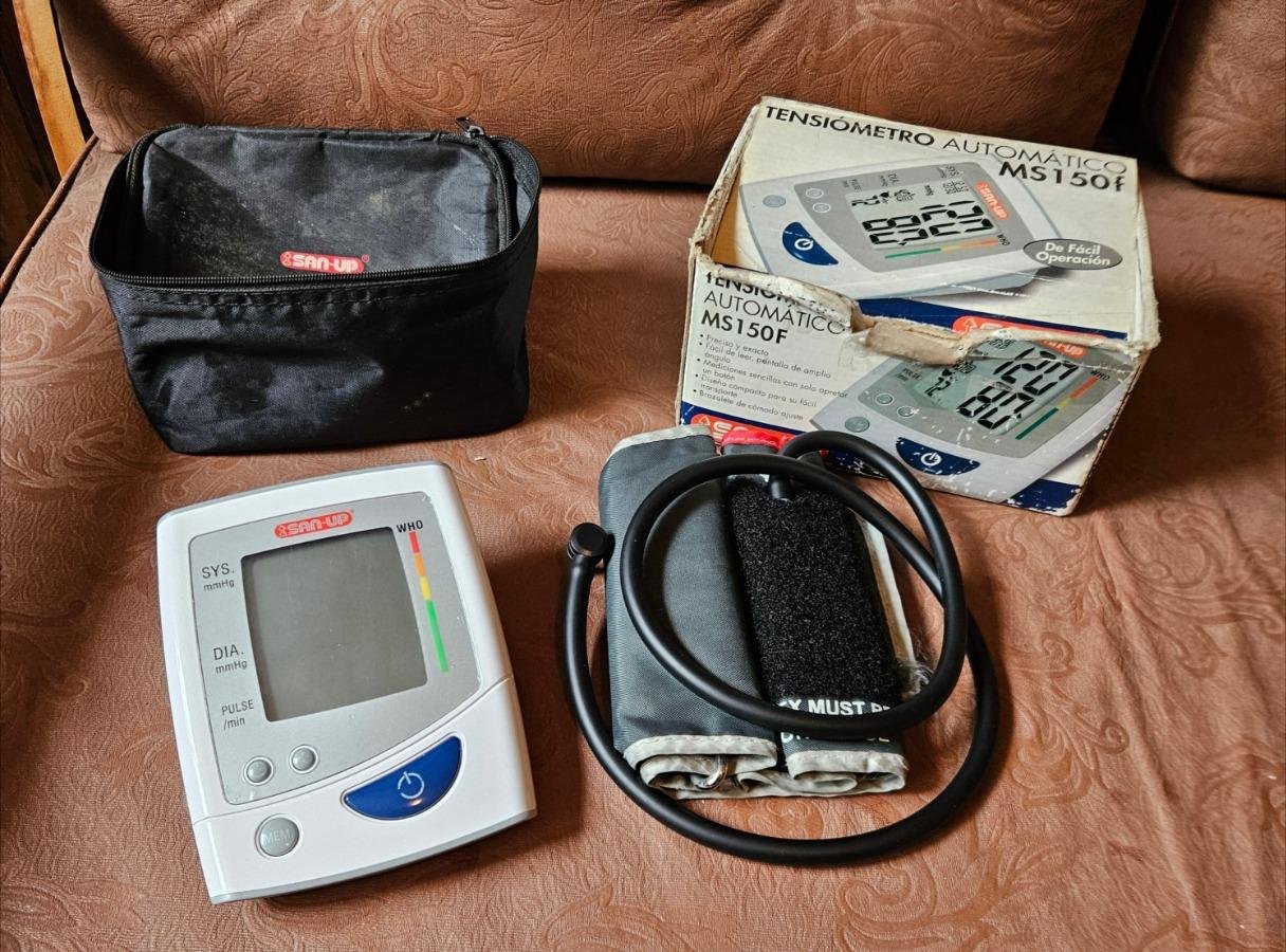 Tensiómetro Digital Automático con Estuche y Caja