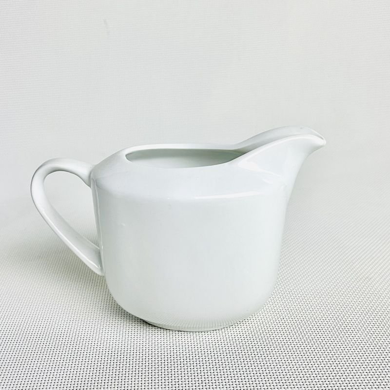 4 piezas de servir en porcelana blanca - Enajenadas a la venta - imagen 5