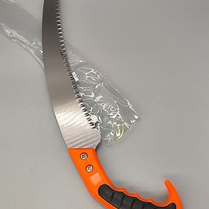 Serrucho de Poda Hoja Curva Samurai con Mango Naranja - imagen 4
