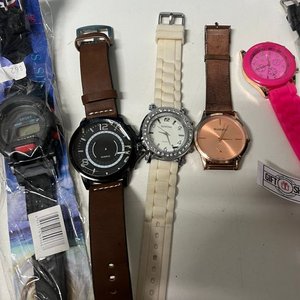 Lote de Relojes, Termo, Balanza de Cocina, Plato para Torta y Más - imagen 7