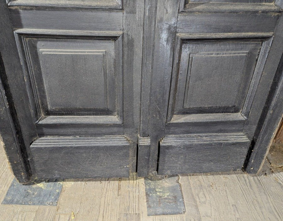 Puerta arqueada de madera con panelado en cedro y marco de pinotea - imagen 8