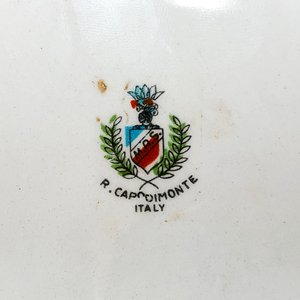Centro de Porcelana Italiana Capodimonte con Tapa y Figuras Escénicas - imagen 5