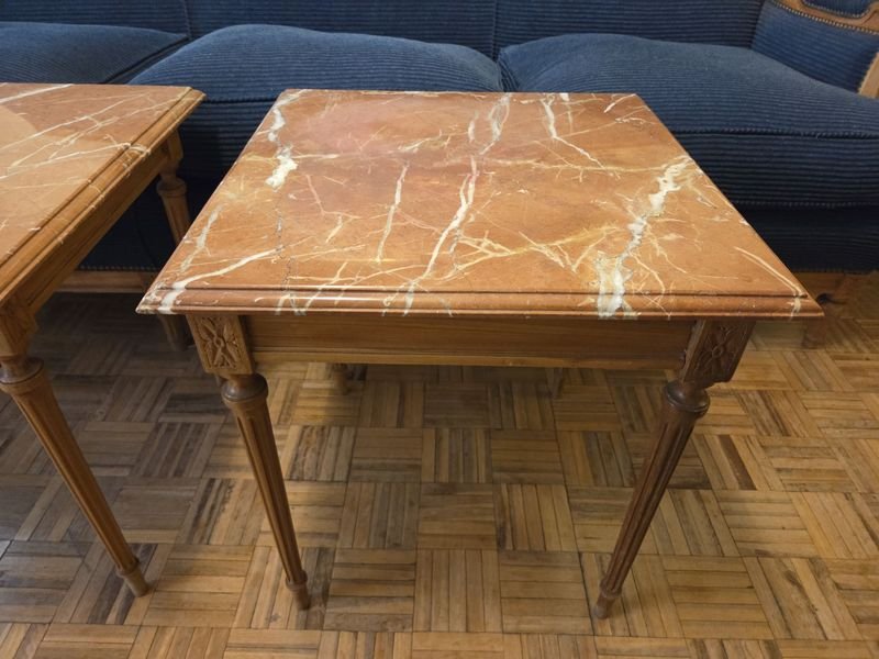 Mesa lateral Luis XVI con tapa de mármol en excelente estado - imagen 6