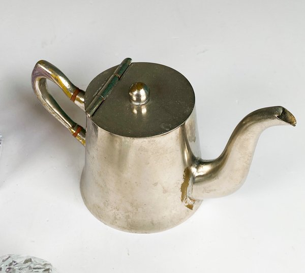 Colección de objetos de metal y cristal para la cocina - imagen 4