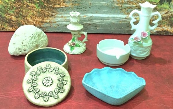 Colección de adornos y objetos decorativos - imagen 1