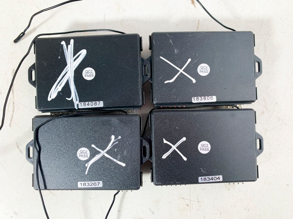 Caja con módulos para alarmas - Equipos electrónicos - imagen 2